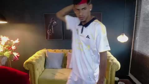 chris online show from July 10, 9:17 pm