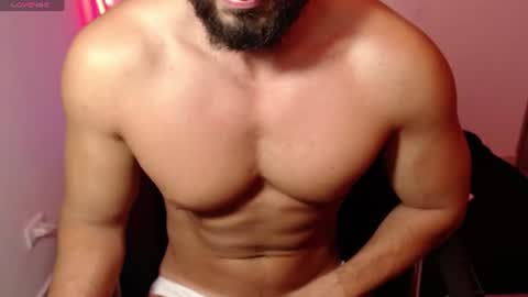 Snapshot of chris_magnum_ chatting on June 25, 10:58 pm cris Twitter magnum101010 insta magnumc20 online show from June 25, 10:58 pm
