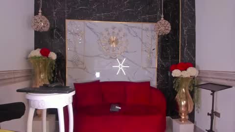 Chris online show from January 3, 4:33 am