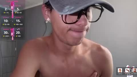 Snapshot of chris_zp chatting on May 19, 4:24 pm chris_zp online show from May 19, 4:24 pm