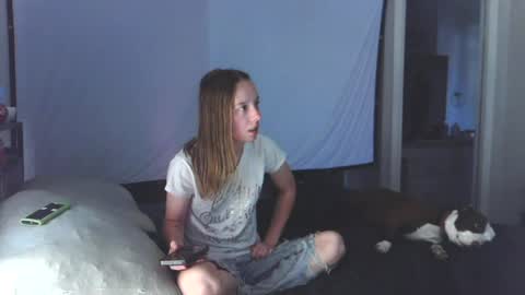 Snapshot of chrisandrobin01 chatting on July 21, 11:07 pm Chris and Robin online show from July 21, 11:07 pm