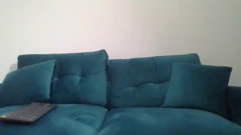 chrisaron online show from November 16, 4:07 am