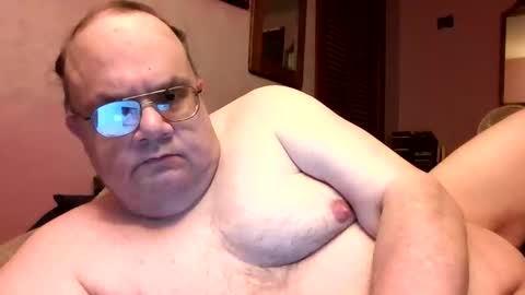 Snapshot of chrismini312 chatting on May 9, 2:50 am Chris The Jerk Off King online show from May 9, 2:50 am