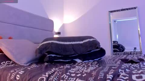 chrismorgan24 online show from October 29, 10:00 pm