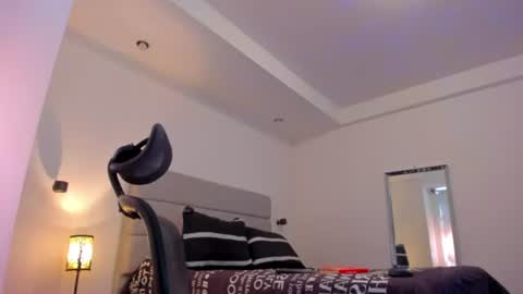 chrismorgan24 online show from June 27, 2:12 pm