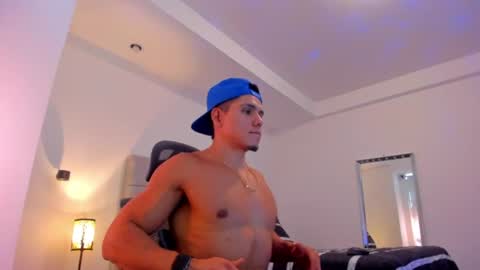 chrismorgan24 online show from June 28, 2:12 pm
