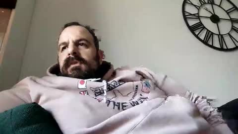 Snapshot of chrisole chatting on December 2, 8:52 am chris ole online show from December 2, 8:52 am