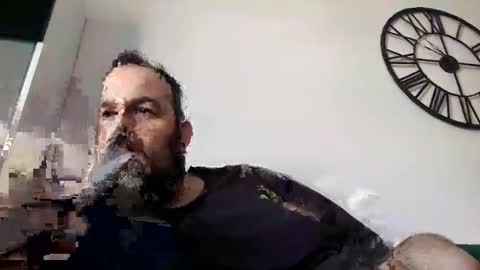 chris  ole online show from March 10, 8:41 am