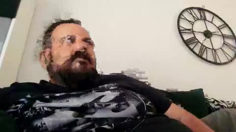 chris  ole online show from May 1, 11:37 am