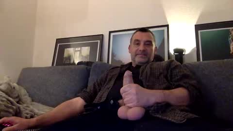 Snapshot of chrispanam13 chatting on May 5, 9:01 pm chrispanam13 online show from May 5, 9:01 pm