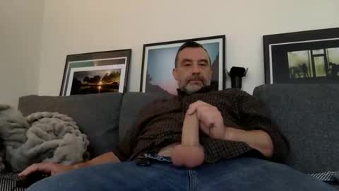 Snapshot of chrispanam13 chatting on May 17, 10:44 am chrispanam13 online show from May 17, 10:44 am