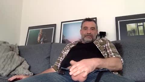 Snapshot of chrispanam13 chatting on June 6, 5:17 pm chrispanam13 online show from June 6, 5:17 pm