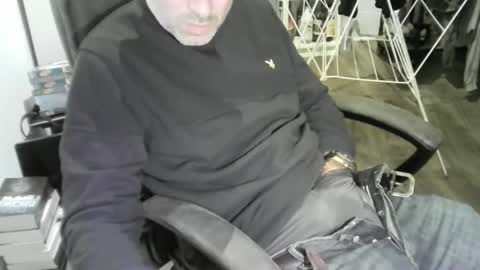 chrisprngr online show from January 18, 8:12 pm