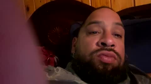 Snapshot of chrisr4203 chatting on March 12, 4:19 am chrisr4203 online show from March 12, 4:19 am