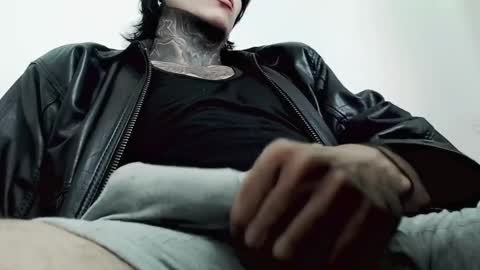 Snapshot of chriss_opp chatting on March 10, 5:18 pm CHRIS  INDEPENT MODEL online show from March 10, 5:18 pm