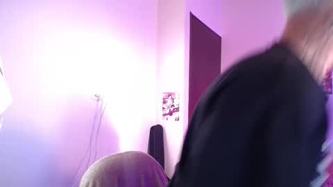 Christian Wang online show from February 28, 11:55 am