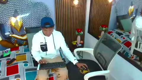 chrisshottx online show from June 27, 7:30 pm