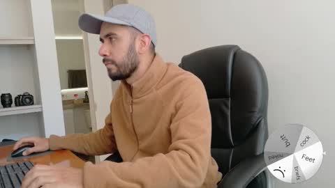 Cardamomo online show from November 22, 4:06 pm