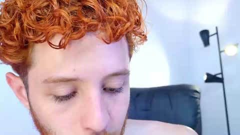 Hi dont forguet to follow me    online show from June 27, 4:23 pm