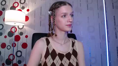 chrissy_joyful online show from June 7, 4:05 am