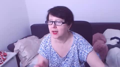 Christa online show from January 1, 7:21 pm