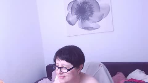 Christa online show from March 18, 9:40 pm