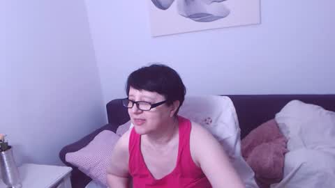 Snapshot of christarose chatting on June 24, 7:13 pm Christa online show from June 24, 7:13 pm
