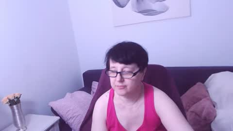 Snapshot of christarose chatting on June 30, 8:10 pm Christa online show from June 30, 8:10 pm