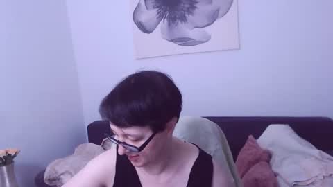 Snapshot of christarose chatting on July 19, 11:25 am Christa online show from July 19, 11:25 am