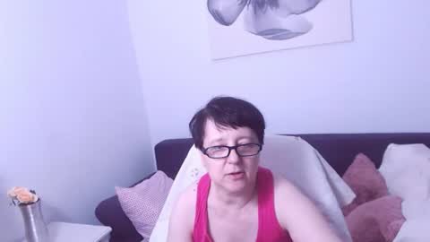 Snapshot of christarose chatting on July 29, 8:18 pm Christa online show from July 29, 8:18 pm
