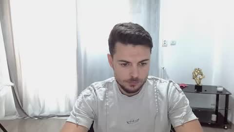 Snapshot of christianhot_ chatting on June 18, 12:53 pm Master Gab online show from June 18, 12:53 pm