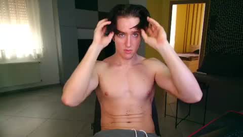 Snapshot of christianlevine_ chatting on July 8, 4:39 am UPVOTE ME ------ ILL DO SOMETHING FOR FREE online show from July 8, 4:39 am