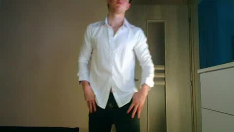 Snapshot of christianlevine_ chatting on July 15, 7:41 pm UPVOTE ME ------ ILL DO SOMETHING FOR FREE online show from July 15, 7:41 pm