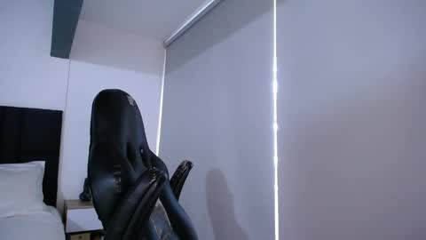 Snapshot of christianvalenzia chatting on May 21, 3:08 pm Christian online show from May 21, 3:08 pm