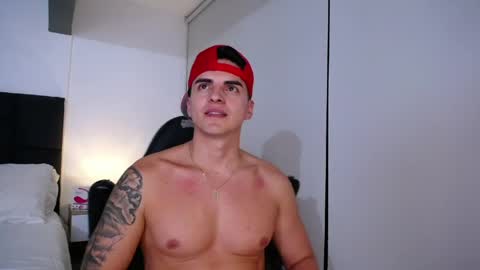 Snapshot of christianvalenzia chatting on May 27, 11:35 pm Christian online show from May 27, 11:35 pm
