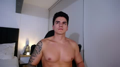 Snapshot of christianvalenzia chatting on June 16, 12:35 am Christian online show from June 16, 12:35 am