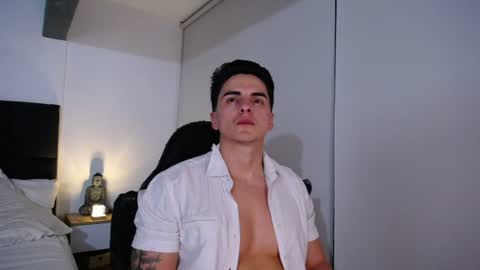 Snapshot of christianvalenzia chatting on June 17, 1:30 am Christian online show from June 17, 1:30 am