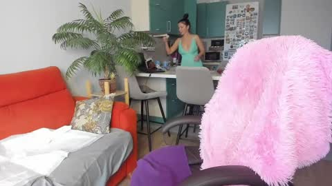 Chris online show from January 27, 9:13 am