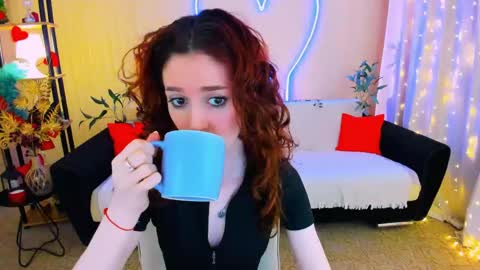 christinaconteeree online show from April 27, 3:15 am