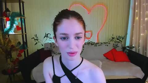 Snapshot of christinaconteeree chatting on May 14, 1:51 pm christinaconteeree online show from May 14, 1:51 pm
