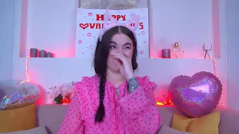 Christina online show from February 14, 6:40 pm