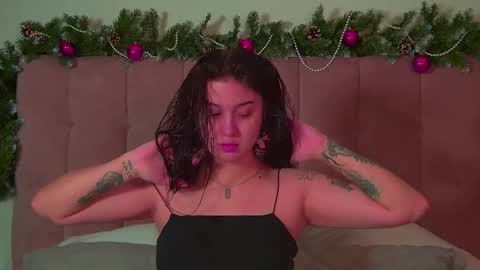 Christina online show from December 4, 7:00 pm