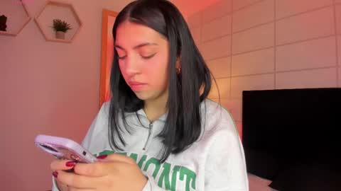 Christine  online show from December 17, 12:00 pm