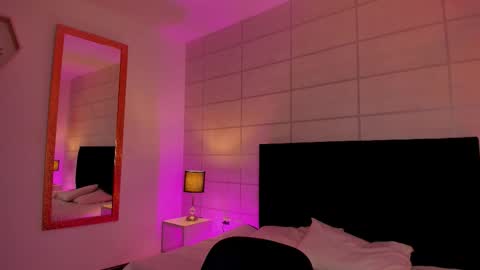 Christine  online show from February 20, 12:38 pm