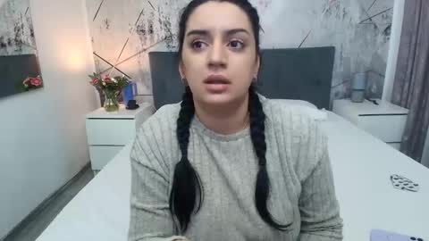 Snapshot of christine_show chatting on December 5, 6:48 pm christine_show online show from December 5, 6:48 pm