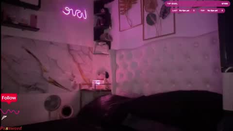 christine online show from October 24, 10:33 am