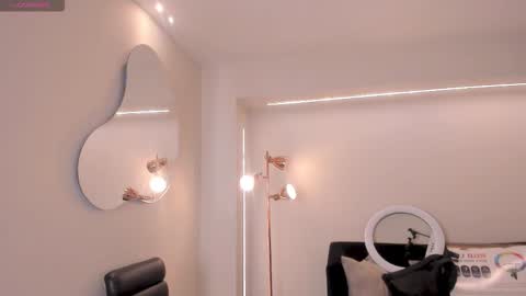 Snapshot of christineford1 chatting on February 19, 12:01 pm Christine Ford online show from February 19, 12:01 pm