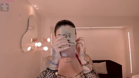 Snapshot of christineford1 chatting on February 23, 11:18 am Christine Ford online show from February 23, 11:18 am