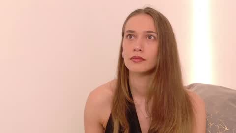 Snapshot of christinne_x chatting on May 8, 4:51 am Christy online show from May 8, 4:51 am