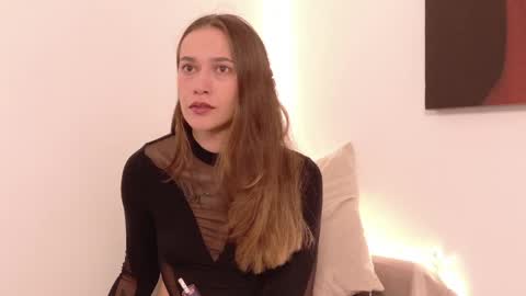 Snapshot of christinne_x chatting on May 19, 4:41 am Christy online show from May 19, 4:41 am